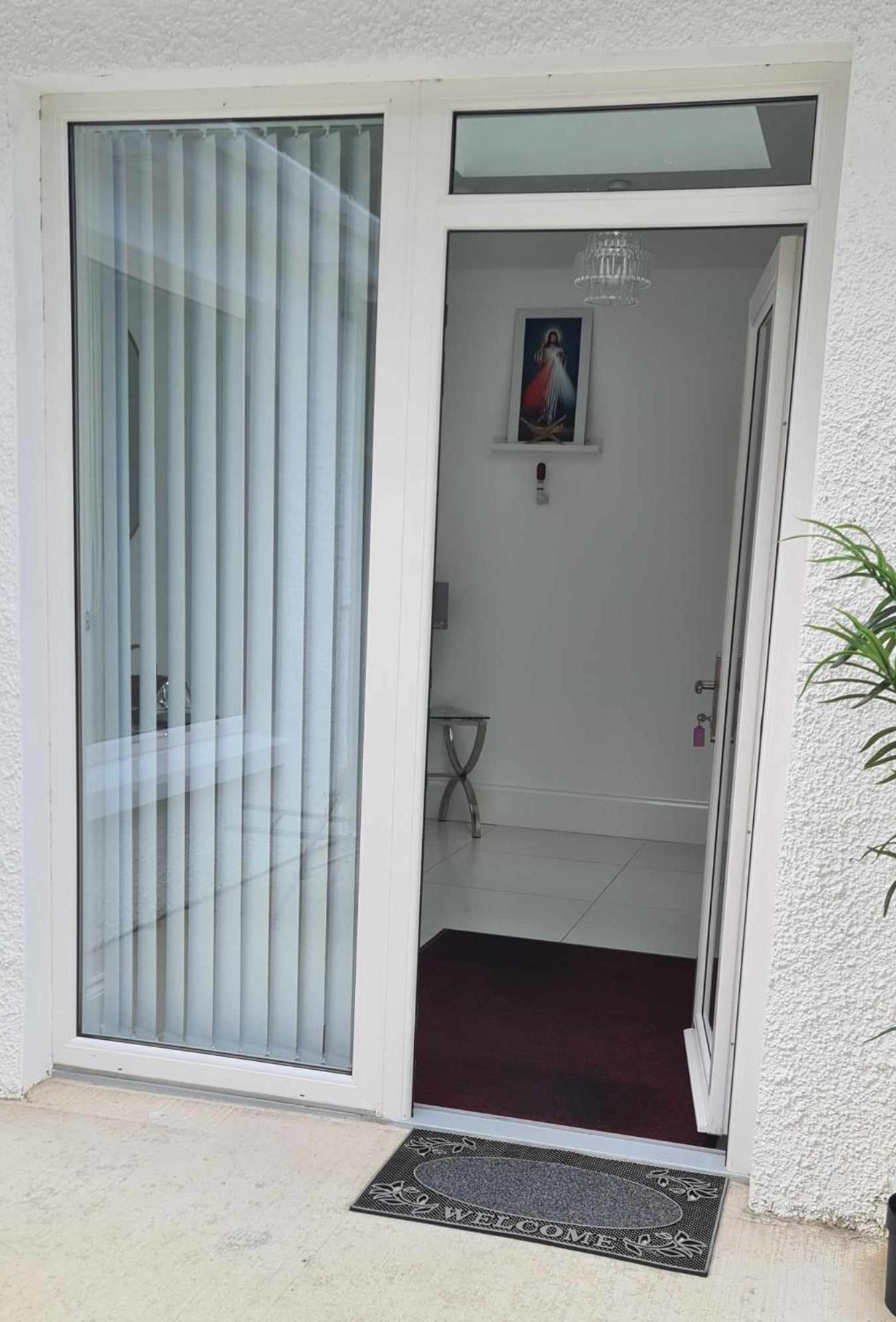 Annie'S House With Thermal Health Spa Moville Exterior foto